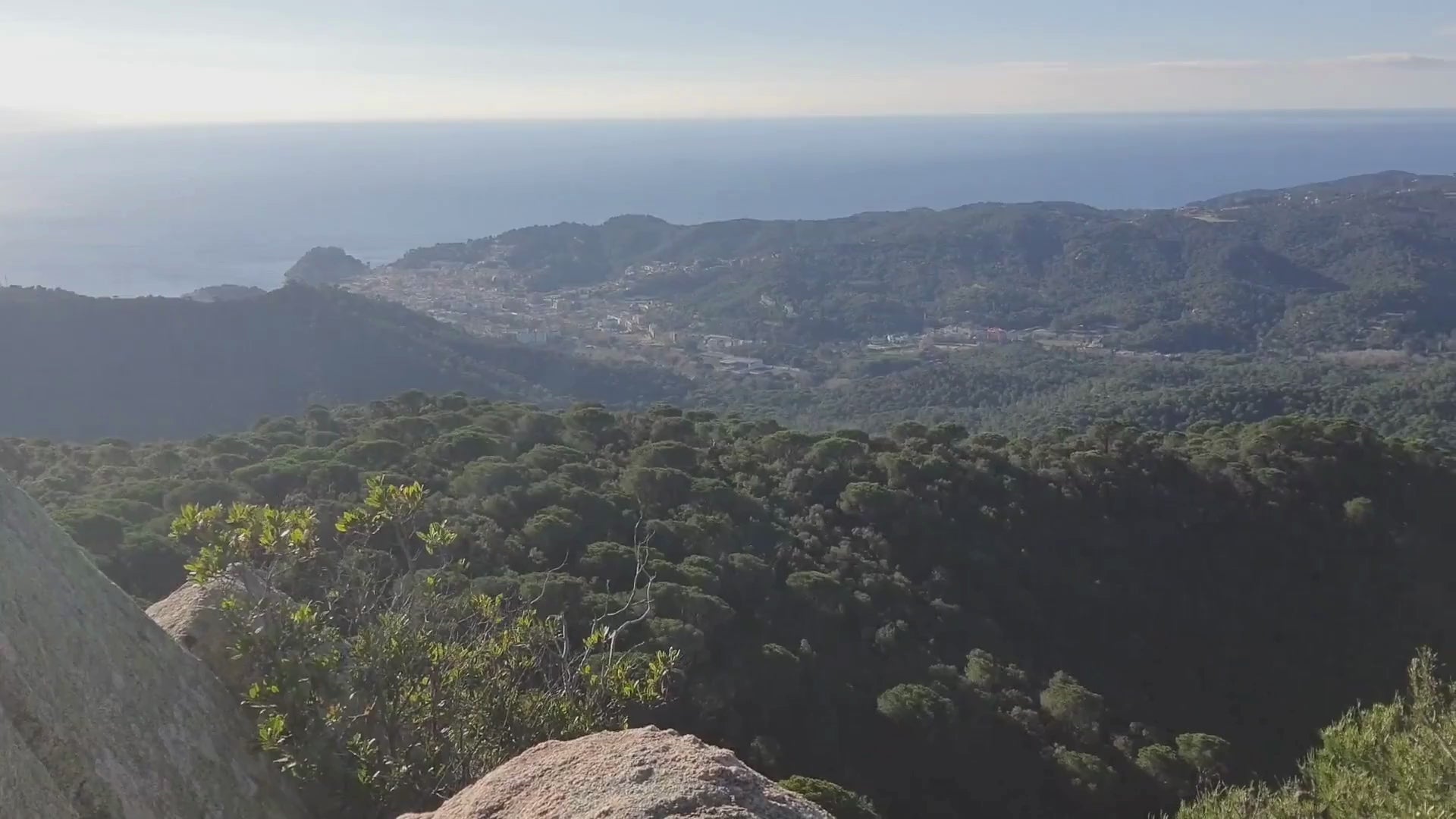 Cargar video: On neix Kaya Botànica Tossa de Mar, Costa Brava